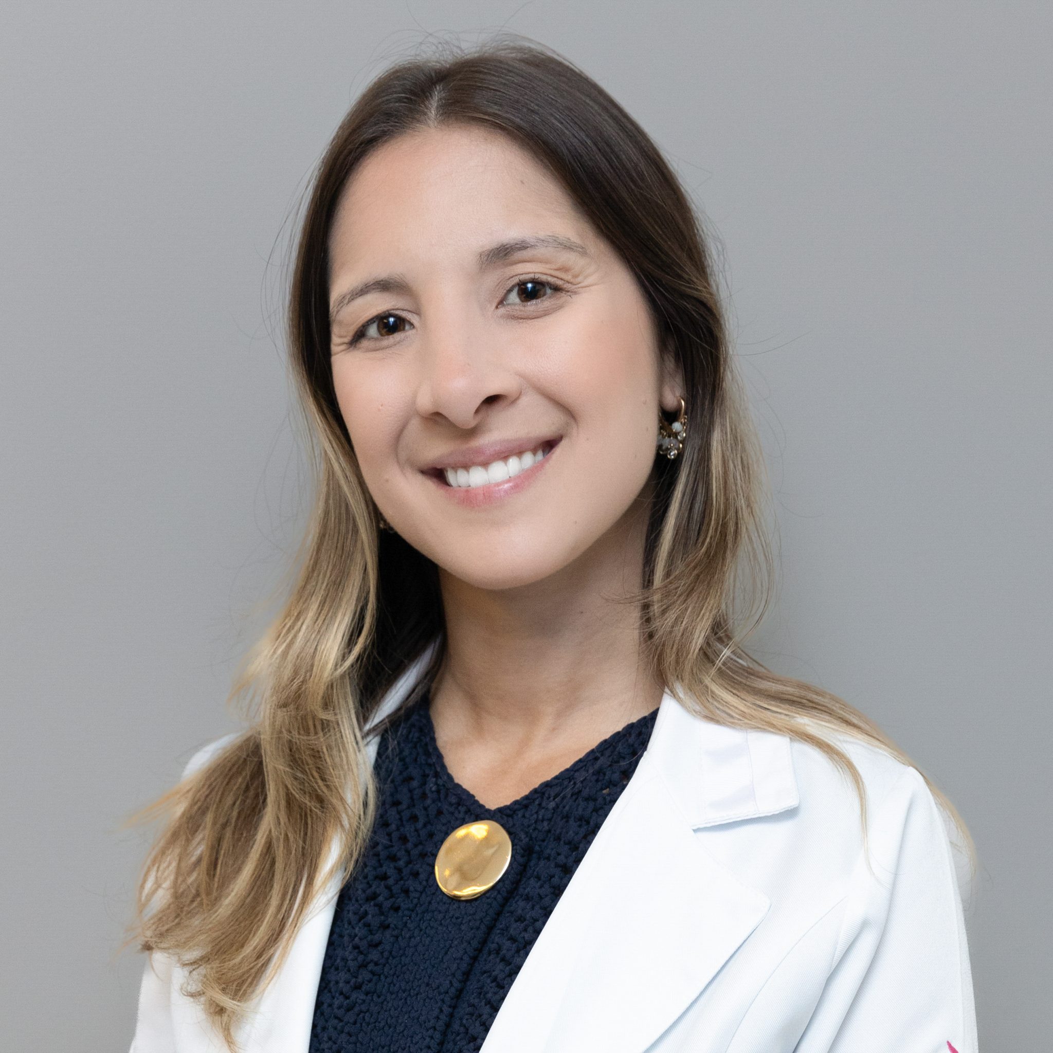 Dra. Beatriz Cabral Pires